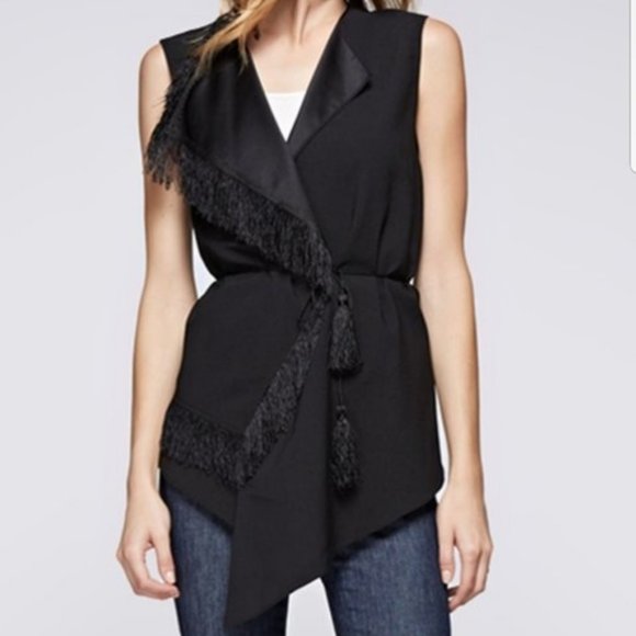 MODA ME COUTURE Tops - MODERN BLACK VEST WITH FRINGE